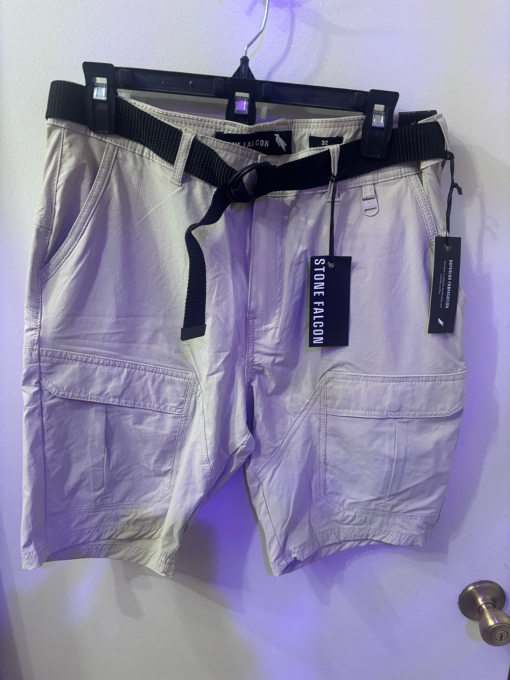 NWT Men's Light Gray Cargo Shorts with Web Belt